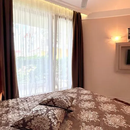 Bratanov Harmony Monte Carlo Apartment Slantschew brjag