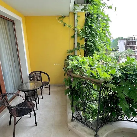 Bratanov Harmony Monte Carlo Apartment Slantschew brjag