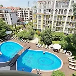 Bratanov Harmony Monte Carlo Апартаменты