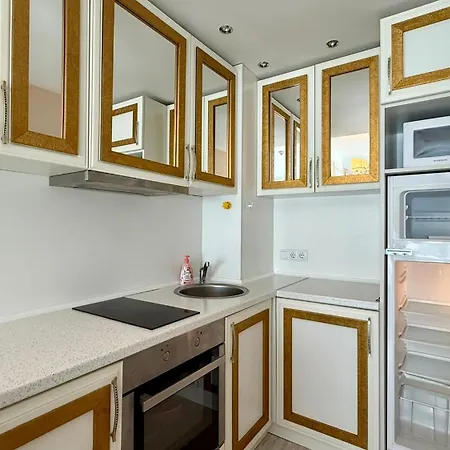 Bratanov Harmony Monte Carlo Lägenhet