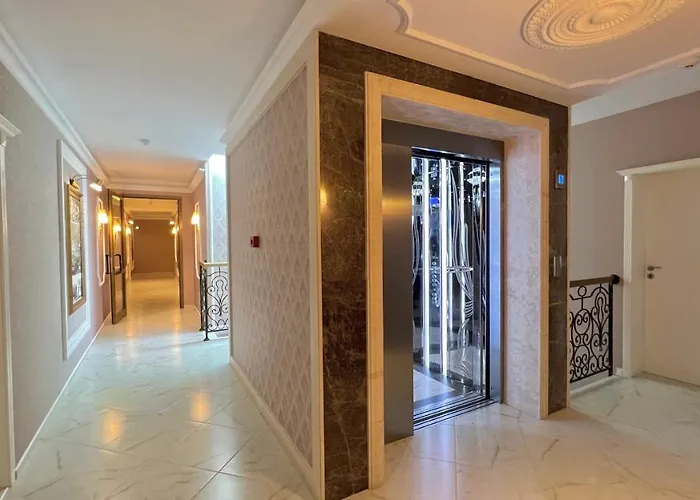 Bratanov Harmony Monte Carlo Lägenhet Slăntjev Brjag