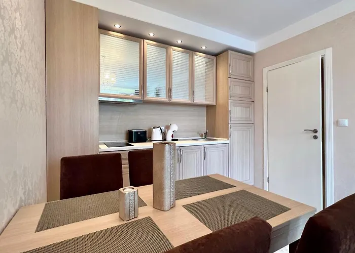 Bratanov Harmony Monte Carlo * Slăntjev Brjag