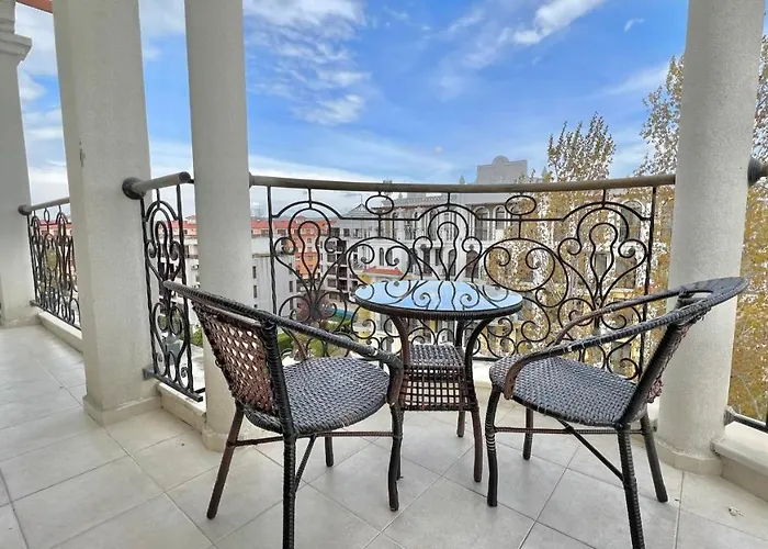 Apartment Bratanov Harmony Monte Carlo *